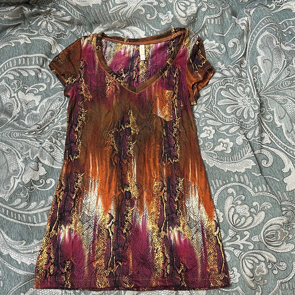 Dark snakeskin long shirt